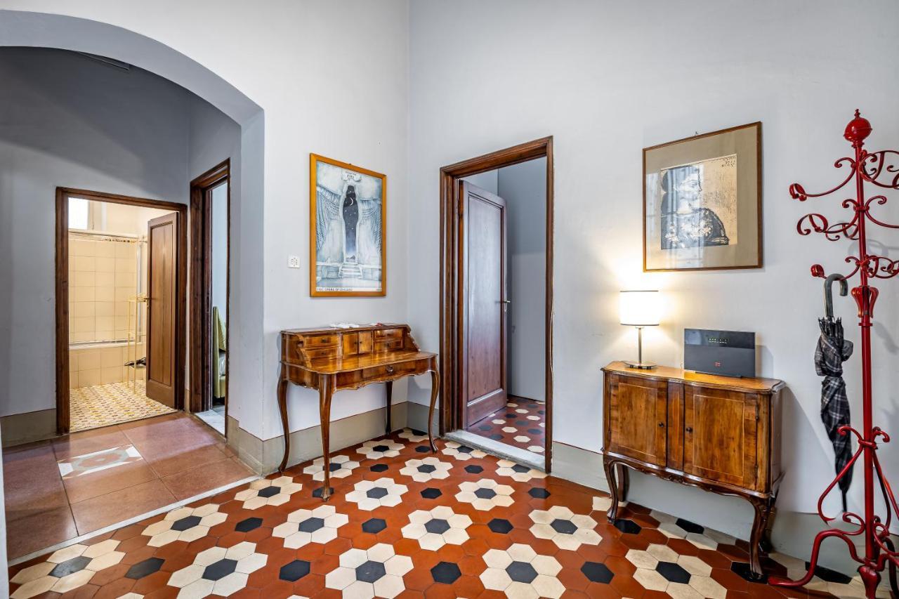Roommo D'Azeglio Florence Exterior photo